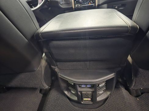 Used 2024 RAM 2500 Laramie w/ Safety Group AWD/4WD image 41