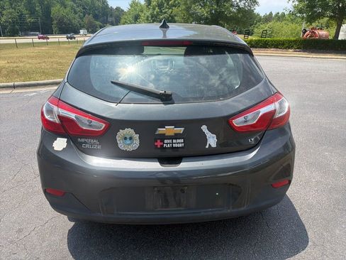 Used 2017 Chevrolet Cruze LT w/ Convenience Package FWD image 6