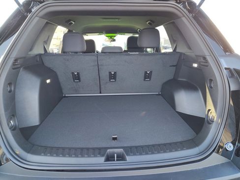 New 2026 Chevrolet Equinox LT image 8