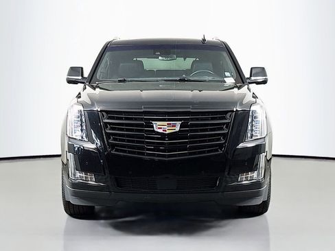 Used 2020 Cadillac Escalade Platinum w/ Escalade Sport Edition AWD/4WD image 2