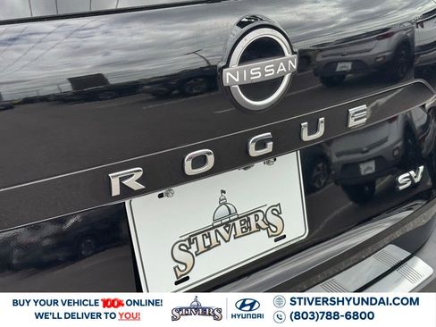 Used 2023 Nissan Rogue SV FWD image 14