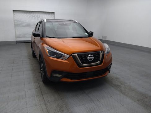 Used 2020 Nissan Kicks SR FWD image 14