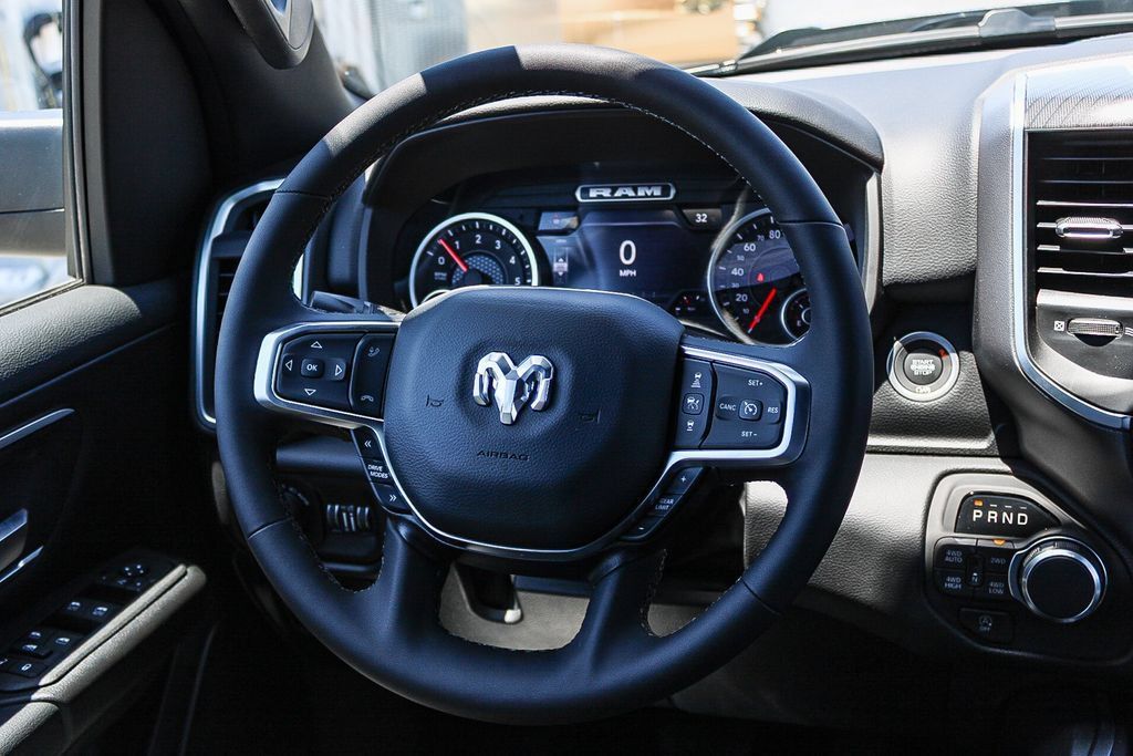 New 2026 RAM 1500 Big Horn AWD/4WD image 16