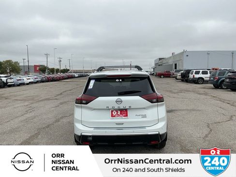 New 2026 Nissan Rogue Platinum w/ Platinum Premium Package image 6