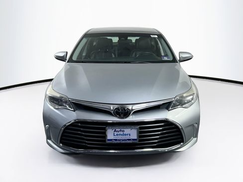 Used 2017 Toyota Avalon XLE image 2