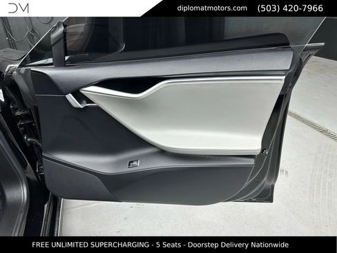 Used 2014 Tesla Model S P85 RWD image 24