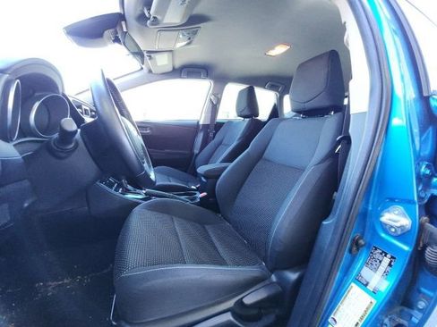 Used 2018 Toyota Corolla iM w/ Carpet Mat Package (TMS) FWD image 9
