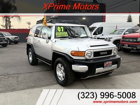 Used 2007 Toyota FJ Cruiser 4WD image 1