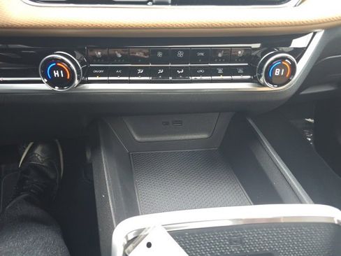 New 2026 Chevrolet Equinox ACTIV w/ Convenience Package III image 25