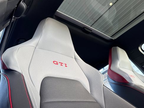New 2026 Volkswagen GTI SE image 16
