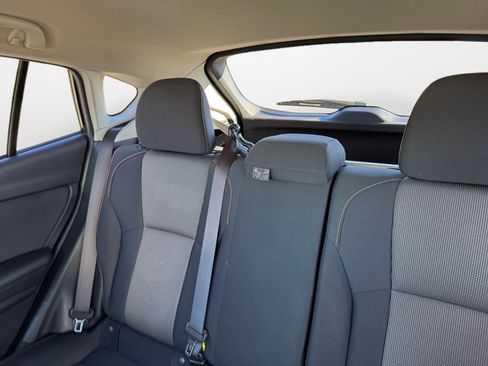 Used 2019 Subaru Crosstrek 2.0i Premium image 15