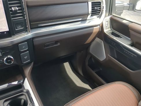 New 2025 Ford F350 King Ranch w/ Chrome Package image 17