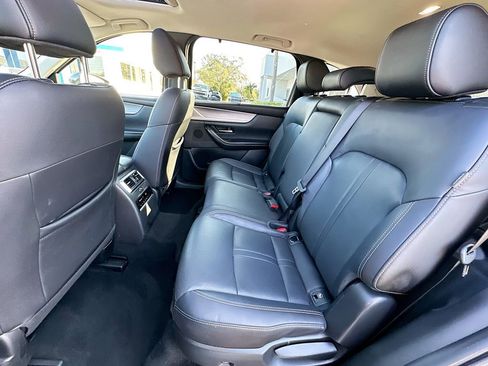 Used 2025 MAZDA CX-90 3.3 Turbo w/ Preferred Package image 23