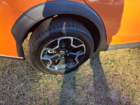 Used 2013 Subaru Crosstrek 2.0i Premium image 14