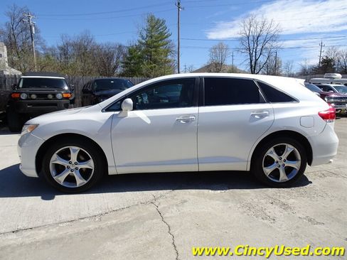 Used 2009 Toyota Venza AWD image 5