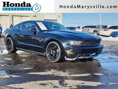 Used 2012 Ford Mustang GT image 1