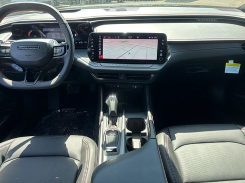 New 2026 Dodge Charger R/T AWD/4WD image 9