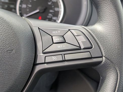 New 2025 Nissan Kicks Play S image 19