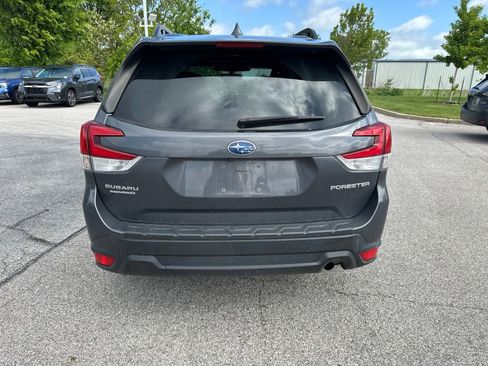 Certified 2023 Subaru Forester Premium AWD/4WD image 9