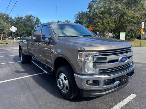 Used 2019 Ford F350 Lariat w/ Lariat Ultimate Package image 2