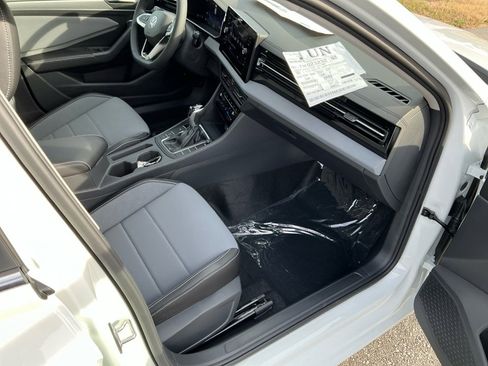 New 2026 Volkswagen Jetta SE image 27