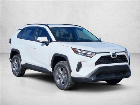 New 2025 Toyota RAV4 XLE image 7