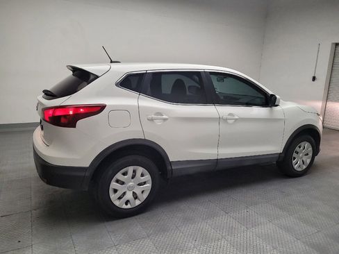 Used 2018 Nissan Rogue Sport S FWD image 10