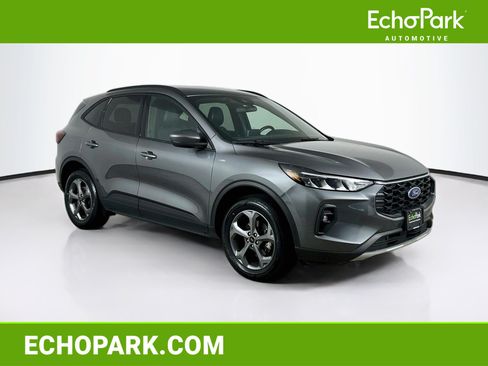 Used 2025 Ford Escape ST-Line Select AWD/4WD image 1