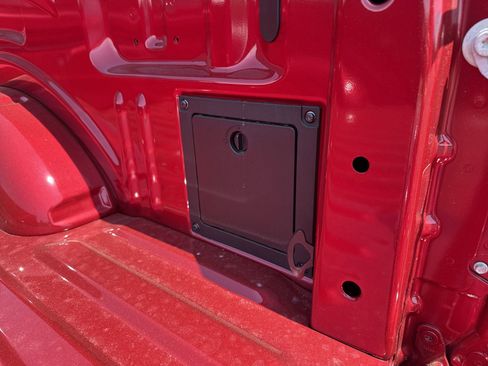 New 2025 Ford F150 XLT w/ Equipment Group 303A High image 31