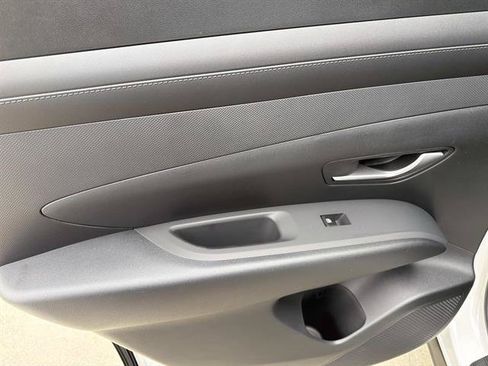 New 2026 Hyundai Tucson SE FWD image 9