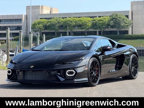 Used 2026 Lamborghini Temerario AWD/4WD image 1