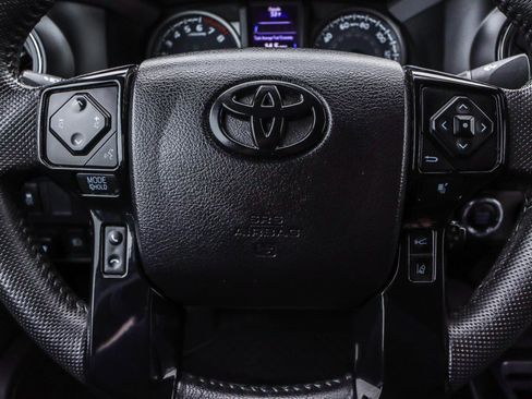 Used 2021 Toyota Tacoma TRD Sport w/ TRD Premium Sport Package image 19