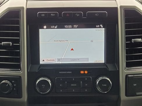 Used 2019 Ford F250 Lariat w/ Lariat Ultimate Package AWD/4WD image 17