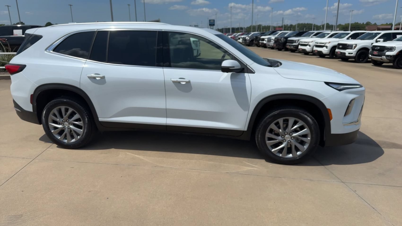 New 2026 Buick Enclave Preferred w/ Power Package AWD/4WD image 2