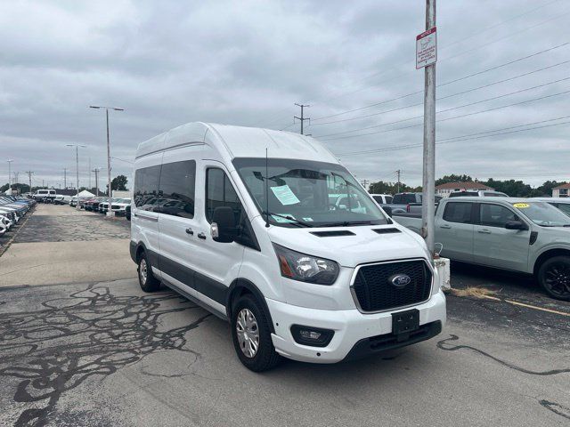 Used 2025 Ford Transit 350 XLT RWD image 5