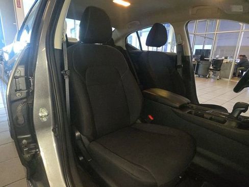 Used 2024 Nissan Sentra S FWD image 24