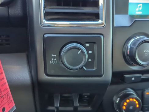 Used 2017 Ford F250 XLT w/ XLT Value Package image 22