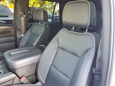 Used 2023 Chevrolet Tahoe Premier w/ Premium Package 2 image 19