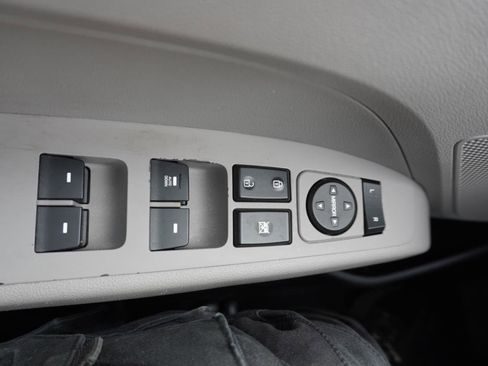Used 2019 Hyundai Elantra SE FWD image 34