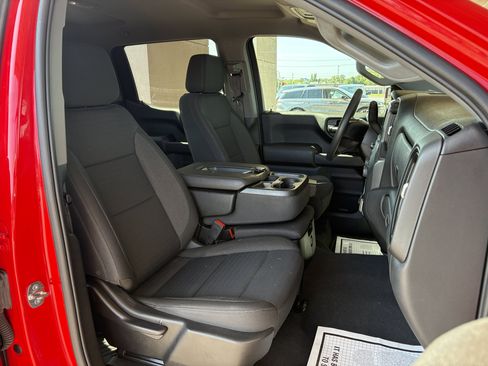 Used 2023 Chevrolet Silverado 1500 Custom AWD/4WD image 26