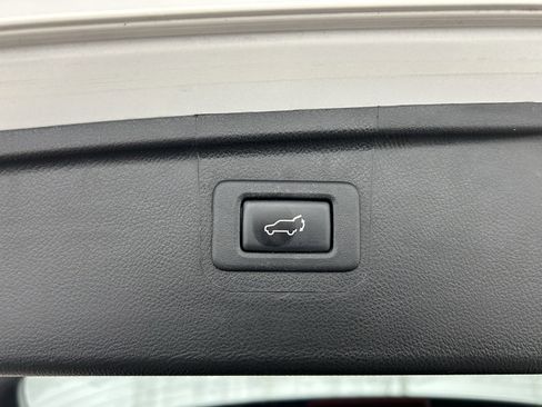 Used 2018 Subaru Outback 3.6R Limited image 38