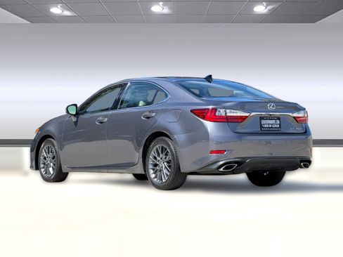Used 2018 Lexus ES 350 w/ Navigation System Package FWD image 3