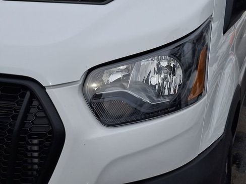 Used 2023 Ford Transit 150 Medium Roof image 12