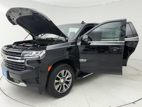Used 2021 Chevrolet Tahoe LT w/ LT Signature Package RWD image 10
