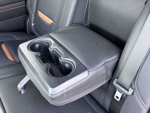 Used 2024 GMC Sierra 2500 AT4 w/ AT4 Premium Plus Package image 17