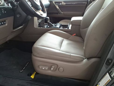 Used 2021 Lexus GX 460 Premium w/ Premium Package image 15