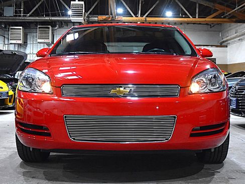 Used 2012 Chevrolet Impala LT image 2