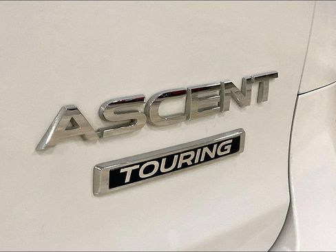 Used 2021 Subaru Ascent Touring AWD/4WD image 8