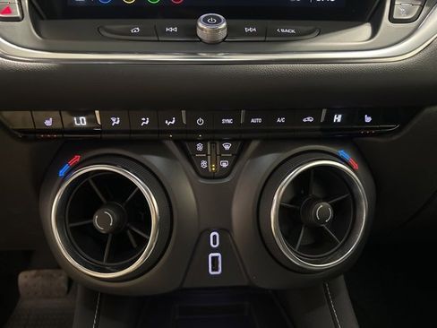 Used 2024 Chevrolet Blazer LT w/ Convenience Package image 25