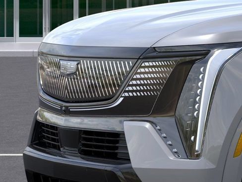 Used 2026 Cadillac Escalade IQL Sport 1 w/ LPO, ONYX Package AWD/4WD image 13